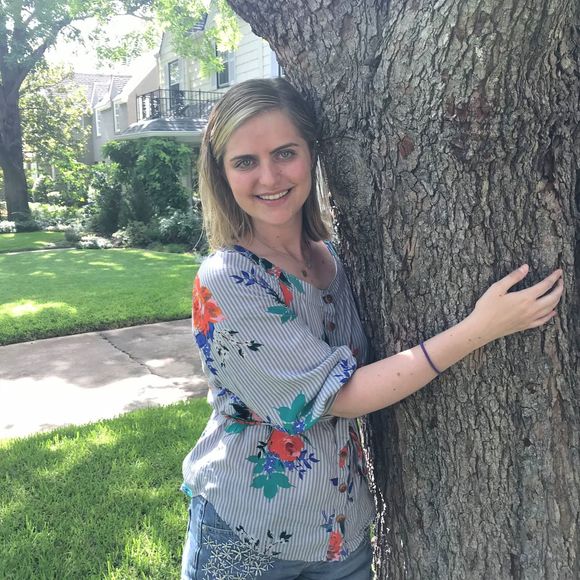 Meet your Posher, Lucy - Picture 1 of 1